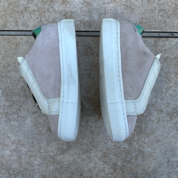 P448 john kid's sneakers size 21. - Picture 7 of 12